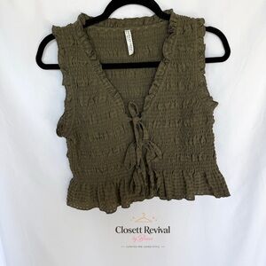 American Eagle Olive Green Smocked Ruffle Tie-Front Crop Too Boho Size Small